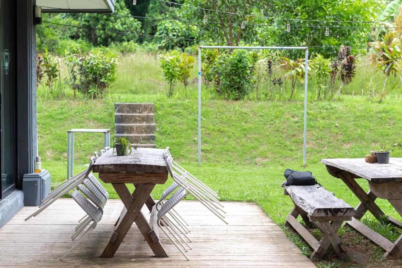 Monkey Dive Hostel Khaolak Кхаулак Экстерьер фото