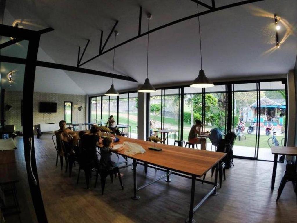 Monkey Dive Hostel Khaolak Кхаулак Экстерьер фото